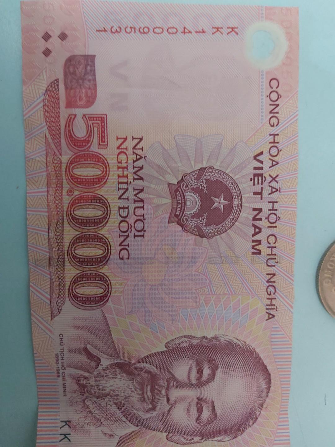 五萬越南盾。膠鈔。14009531,T8, 興趣及遊戲, 收藏品及紀念品, 錢幣- Carousell