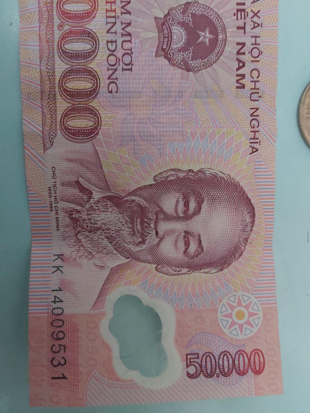 五萬越南盾。膠鈔。14009531,T8, 興趣及遊戲, 收藏品及紀念品, 錢幣- Carousell