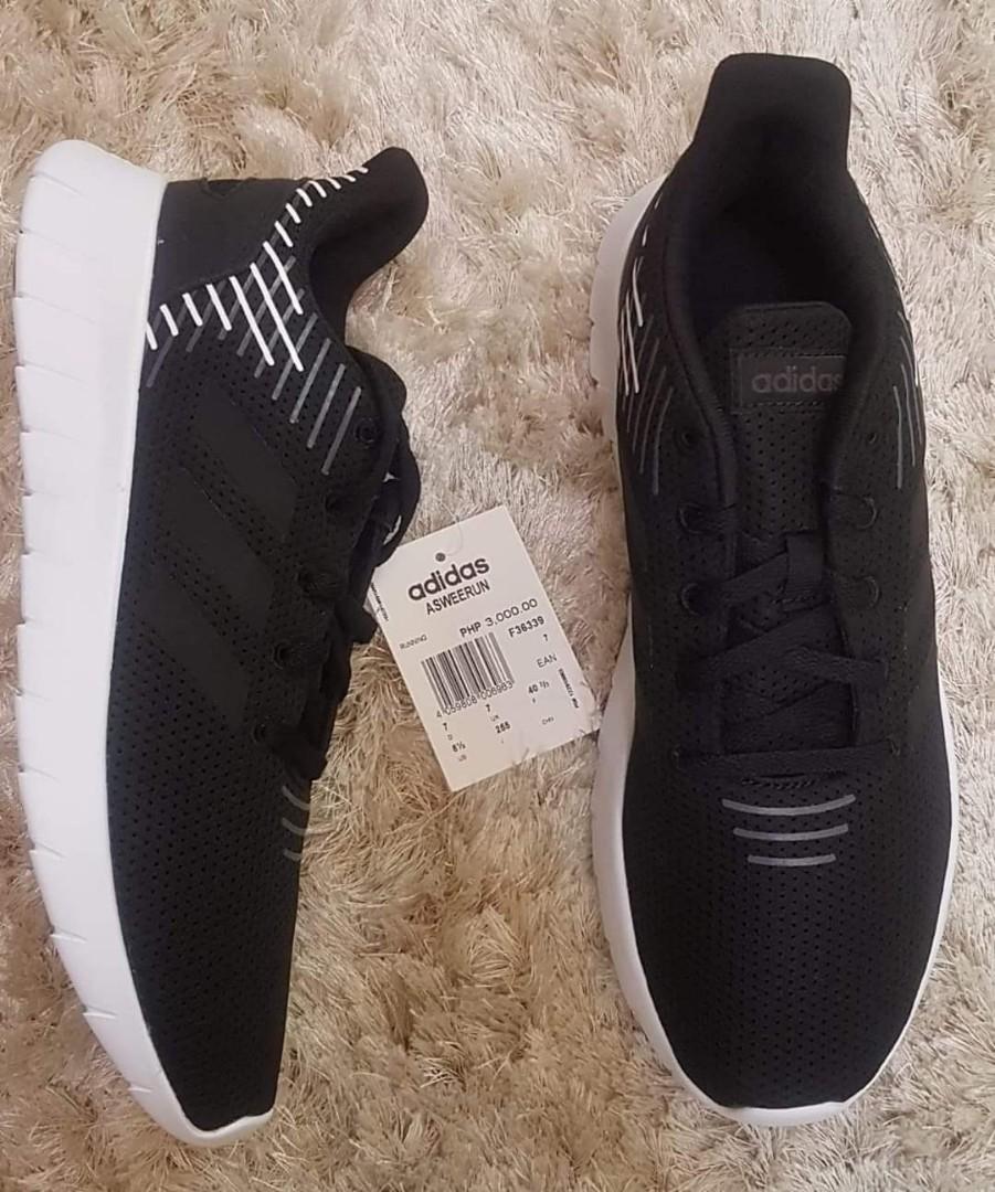 Adidas Asweerun running shoes size 8.5 US for women. 1500. Before: 3000,  Women's Fashion, Shoes, Sneakers on Carousell