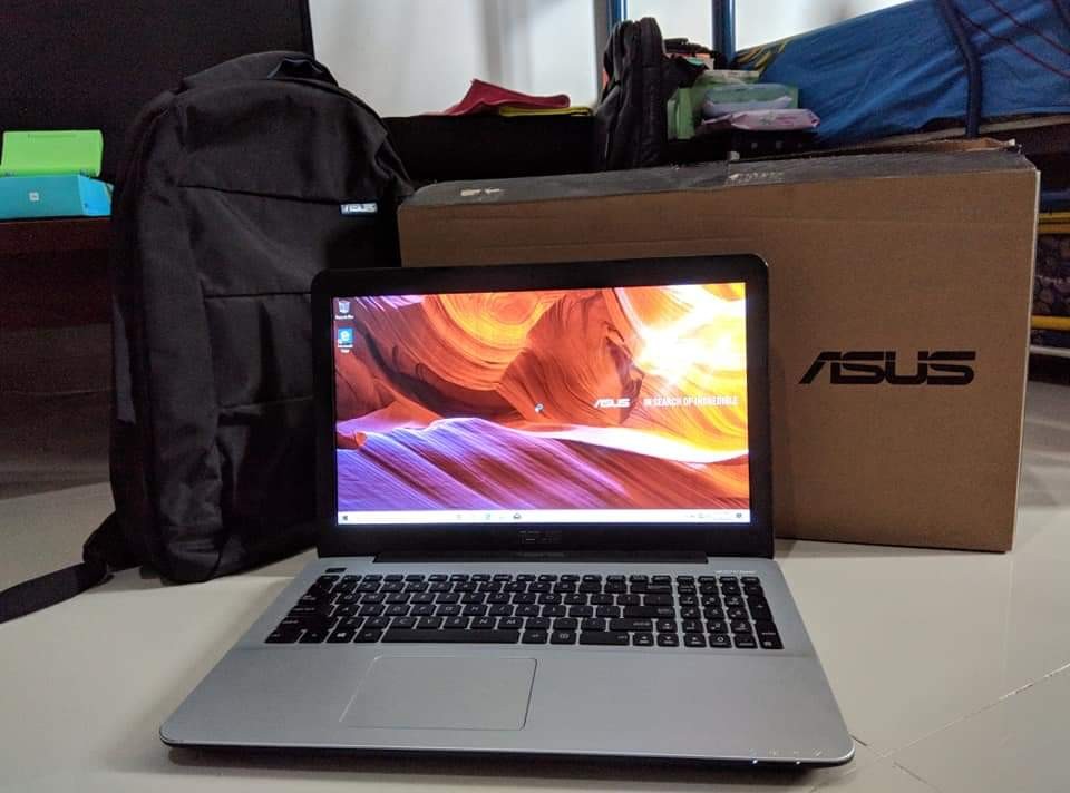 Asus X555QG AMD A12, Radeon R7, RAM 8GB, HDD 1TB, Elektronik, Komputer
