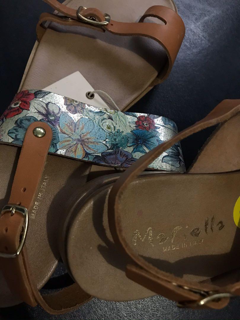 mariella leather sandals