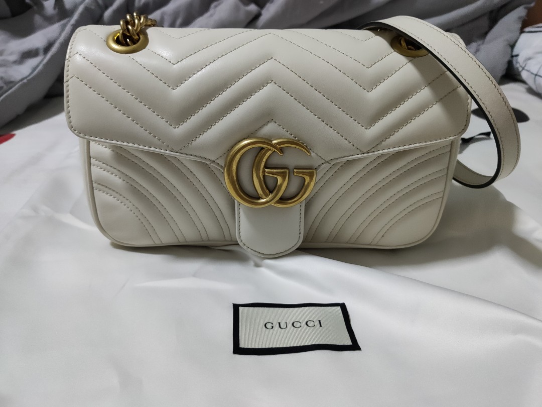 Gucci marmont size best sale 18