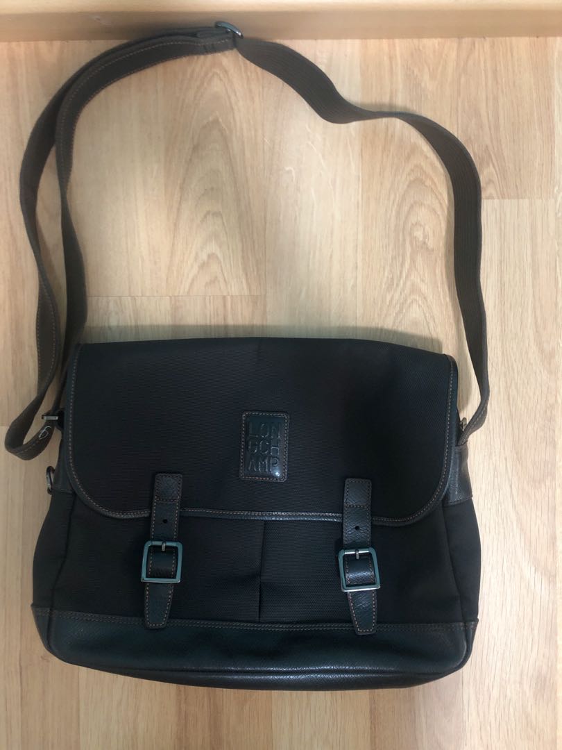 Longchamp messenger sling bag clearance