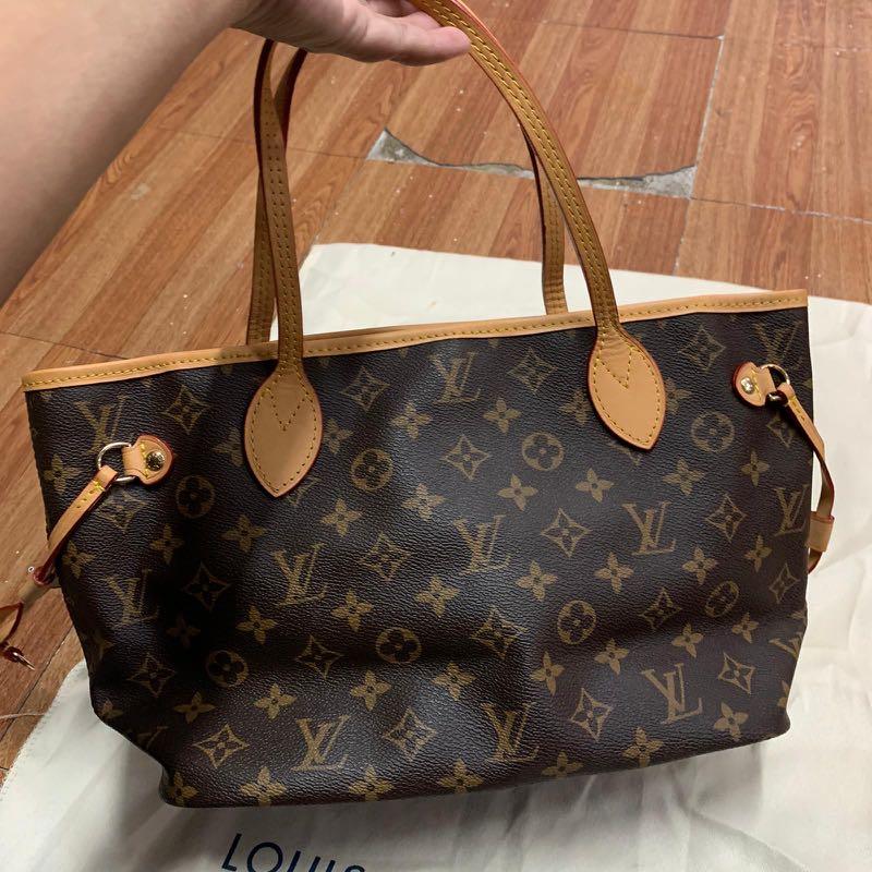 LOUIS VUITTON M40156 NEVERFULL MM MONOGRAM CANVAS, Luxury, Bags & Wallets  on Carousell