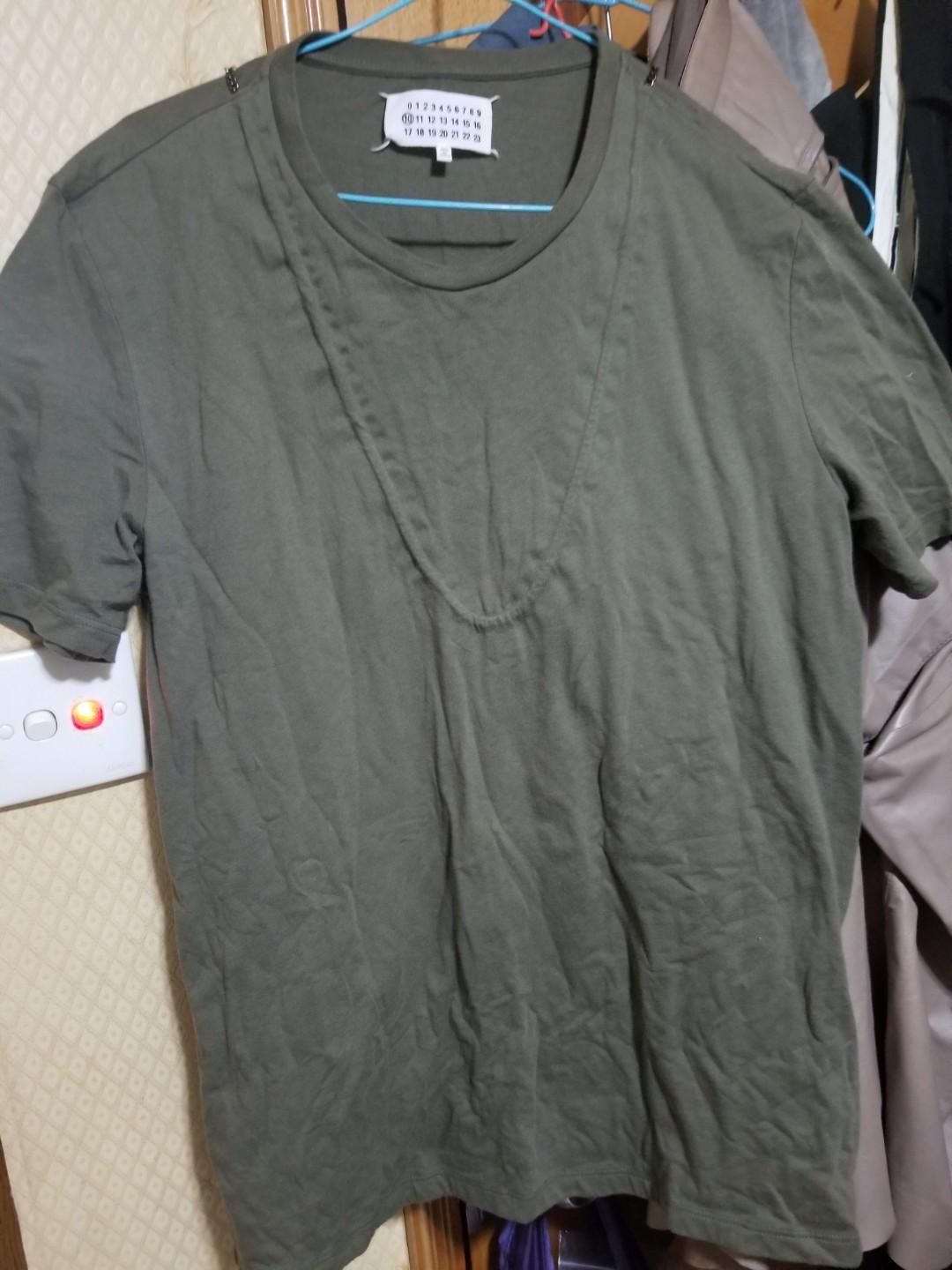 mmm （分類：外套及戶外衣服）位於 Hong Kong。 由 rayoq 提交（商品編號 263661249，圖片 3）。簡介： 十分新淨。