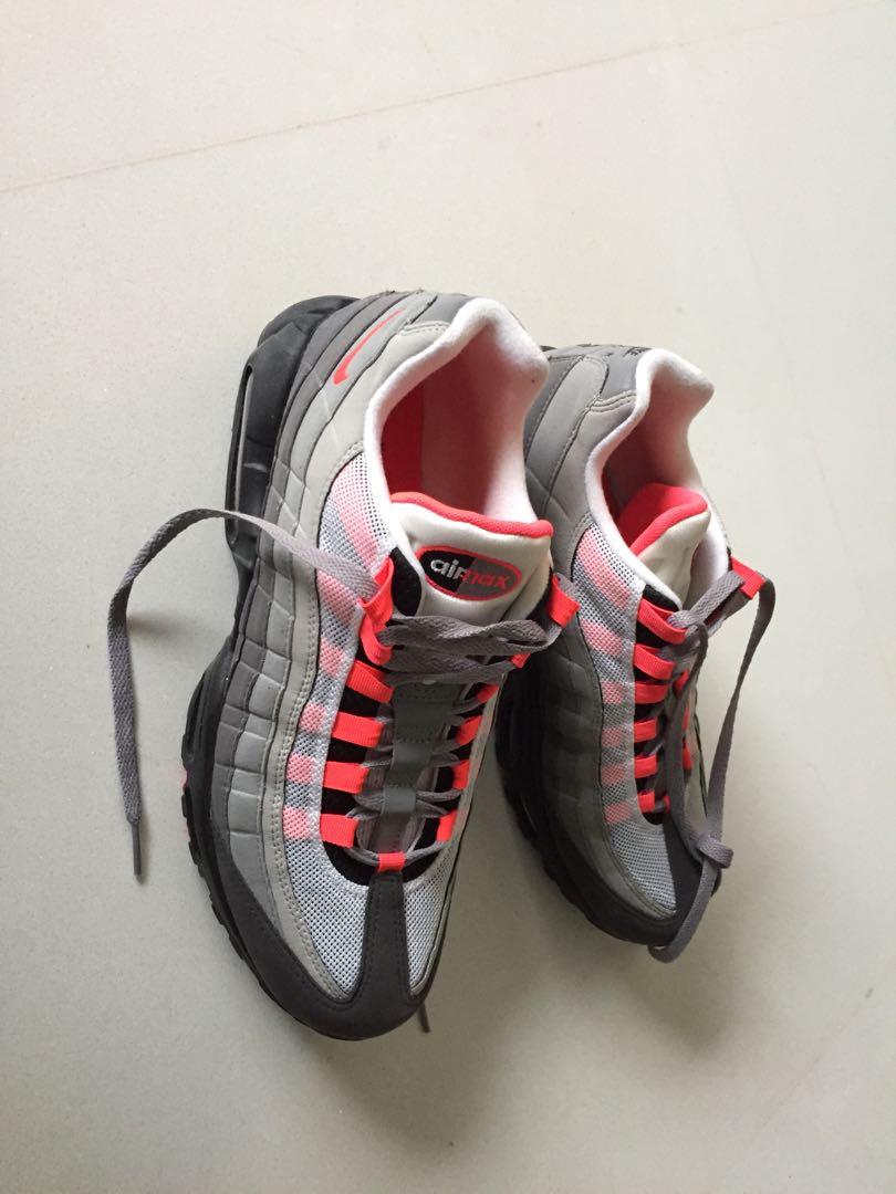 Nike 95 discount og solar red