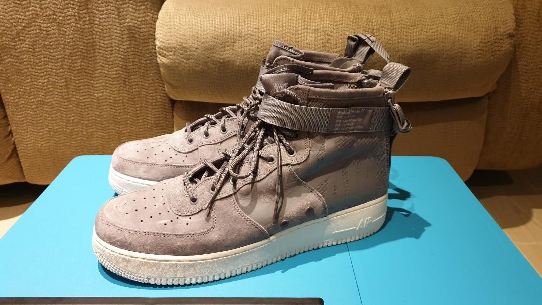 Nike SF Air Force 1 Mid 'Gunsmoke', Men's Fashion, Footwear, Sneakers on  Carousell