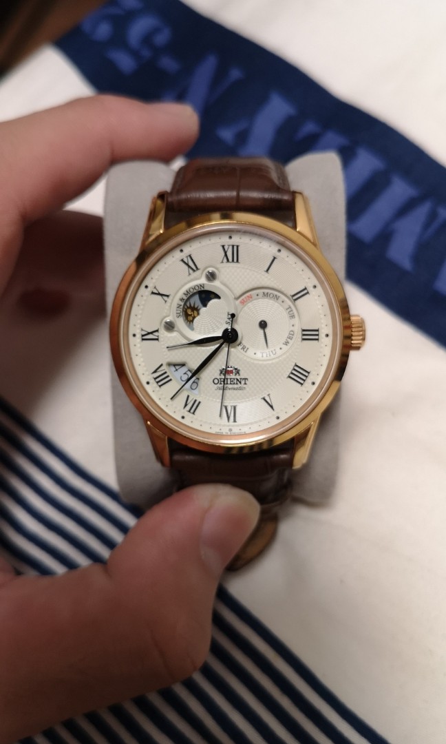 Orient sun shop and moon 2