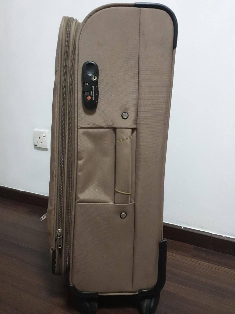 Luggage, Hobbies & Toys, Travel, Luggage on Carousell
