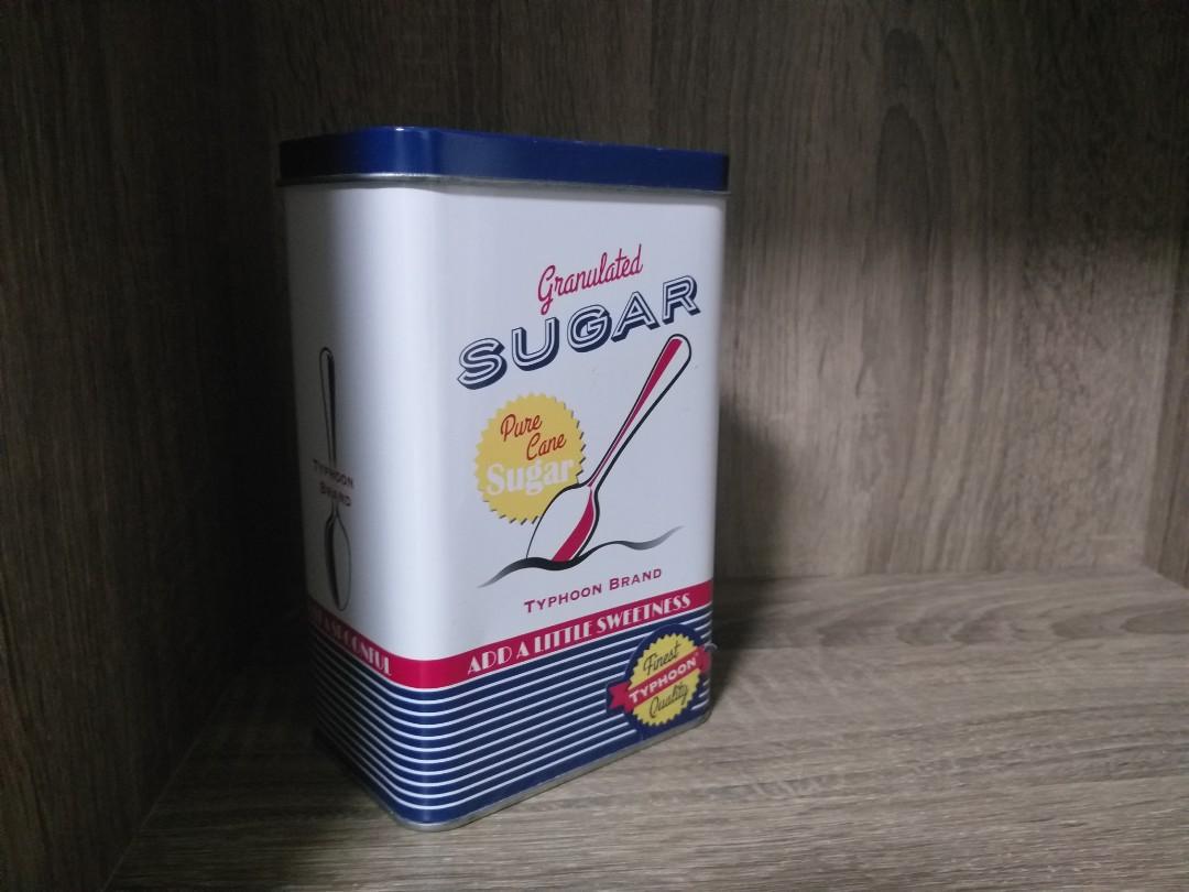 Retro Tin Can (Category: Coffee Machines & Makers) located in Mandaluyong City. Submitted by onetraveler76 (Listing ID 263654844, Image 2). Description: .