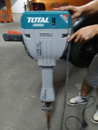 Makita hm65a store