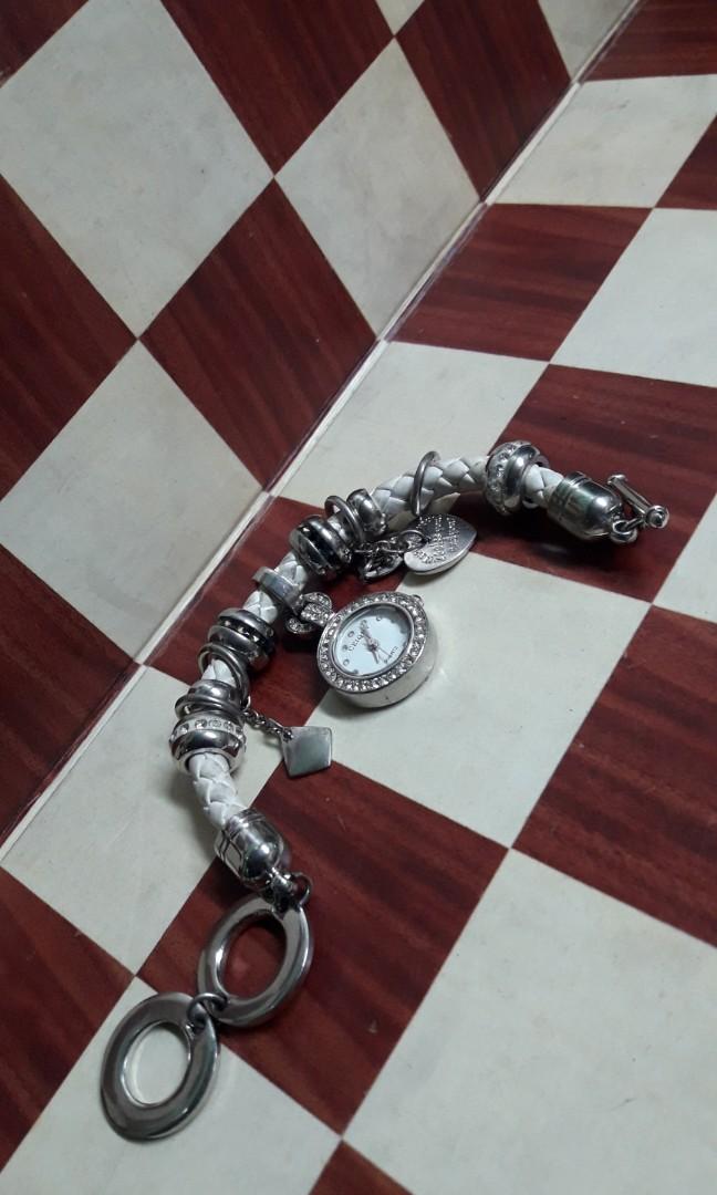 Ceiqny watch store