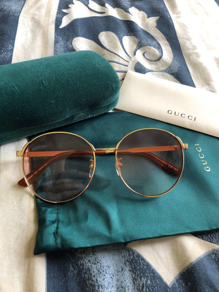 Gucci sunglasses (Category: Luxury) located in Levin. Submitted by josh_874 (Listing ID 263712019, Image 1). Description: Perfect condition, only worn a few times. Love these glasses but it’s time to move on. Please let me know if you have any questions. 100 percent authentic! I have the authenticity card and place of purchase. .