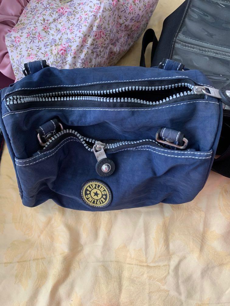 Kipling sling cheap bag 2019
