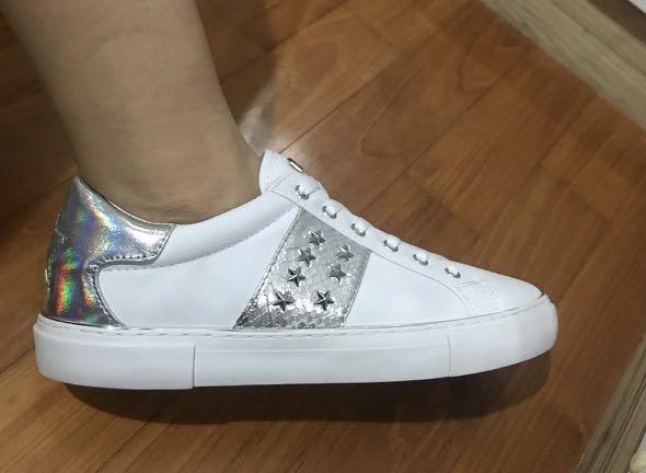 Guess sales star sneakers