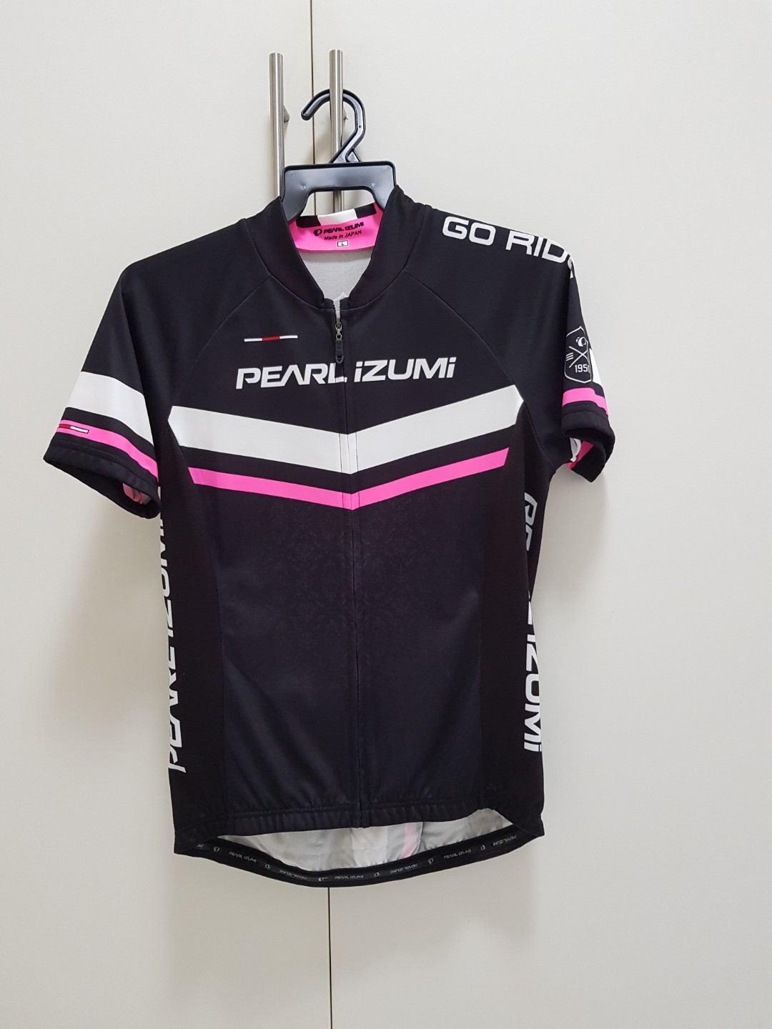 pearl cycling jersey