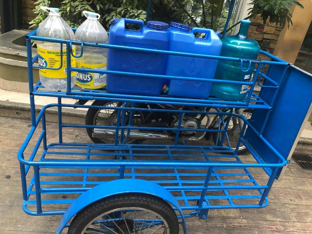 Sidecar or kolong kolong (Category: Caps & Hats) located in Manila. Submitted by fastmountain_dfe013 (Listing ID 263775324, Image 2). Description: Custom made sidecar for motorcycle heavy duty materials quality workmanship Especially designed for water delivery,capacity of 16 containers up... Including alignment,sidewheel driver roof, primer paint We offer home service additional with additional fee.. Pls pm Marlyn 09193318674.