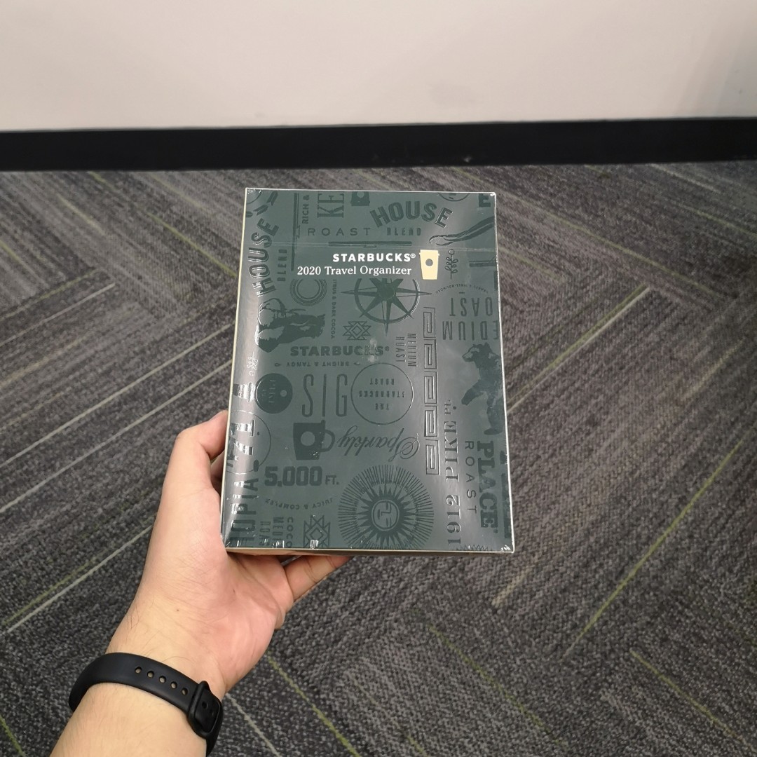 Starbucks Travel Organizer 2020, Hobbies & Toys, Stationary & Craft