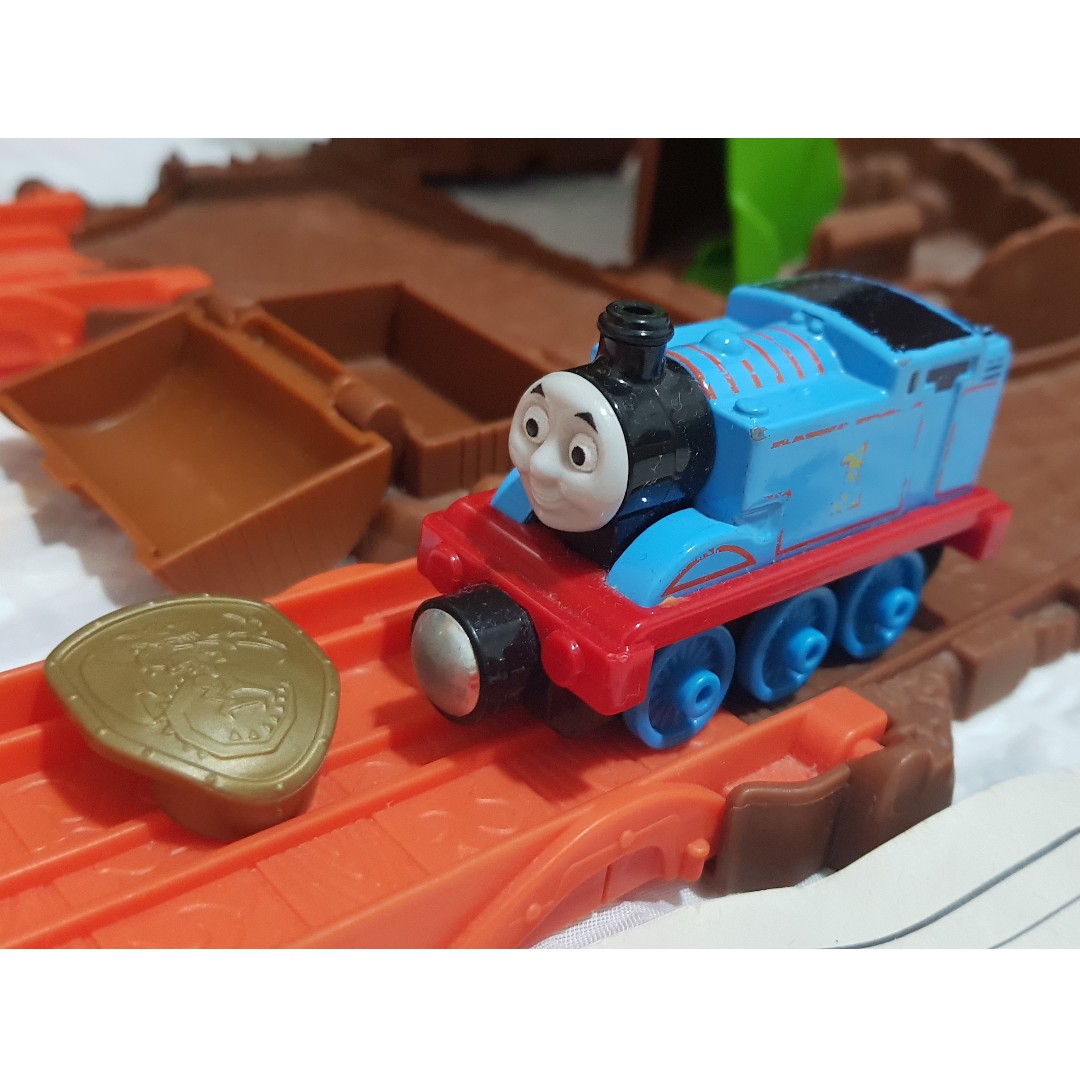 thomas take and play dragon drop