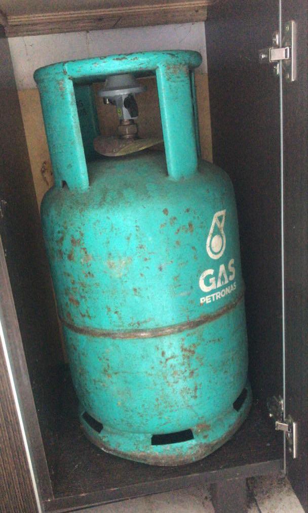 Tong Gas Kosong Home Furniture Others On Carousell