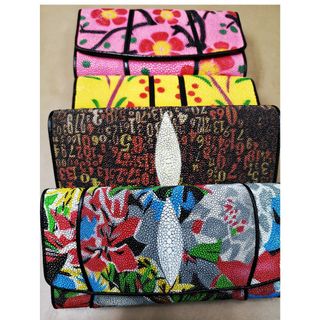 (Category: ) located in . Submitted by akmerchandiser (Listing ID 263906498, Image 1). Description: .