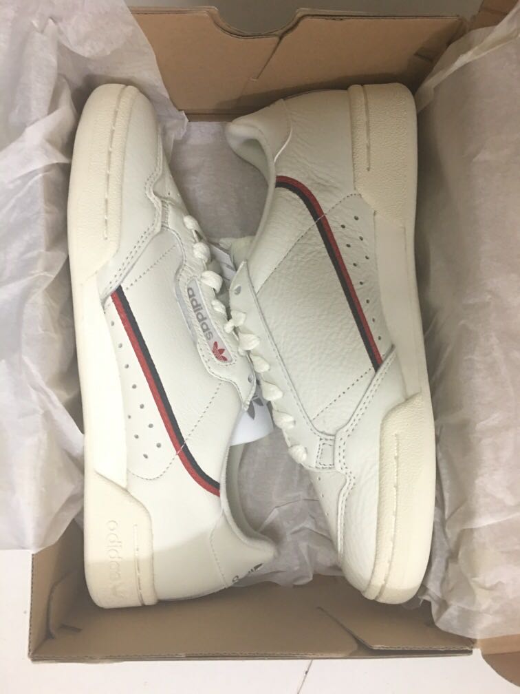 Brutal sandsynlighed matchmaker Adidas Originals Continental 80's Trainers in Off White and Red, Men's  Fashion, Footwear, Sneakers on Carousell