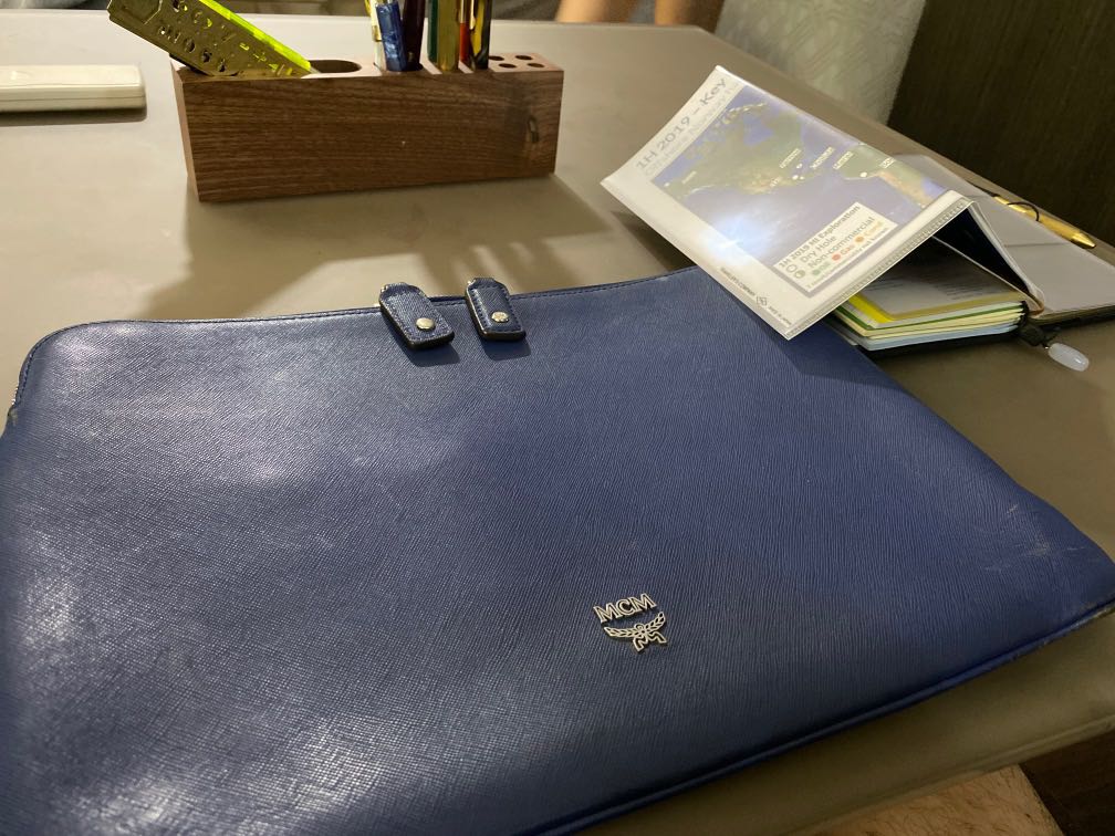 Mcm laptop sales case
