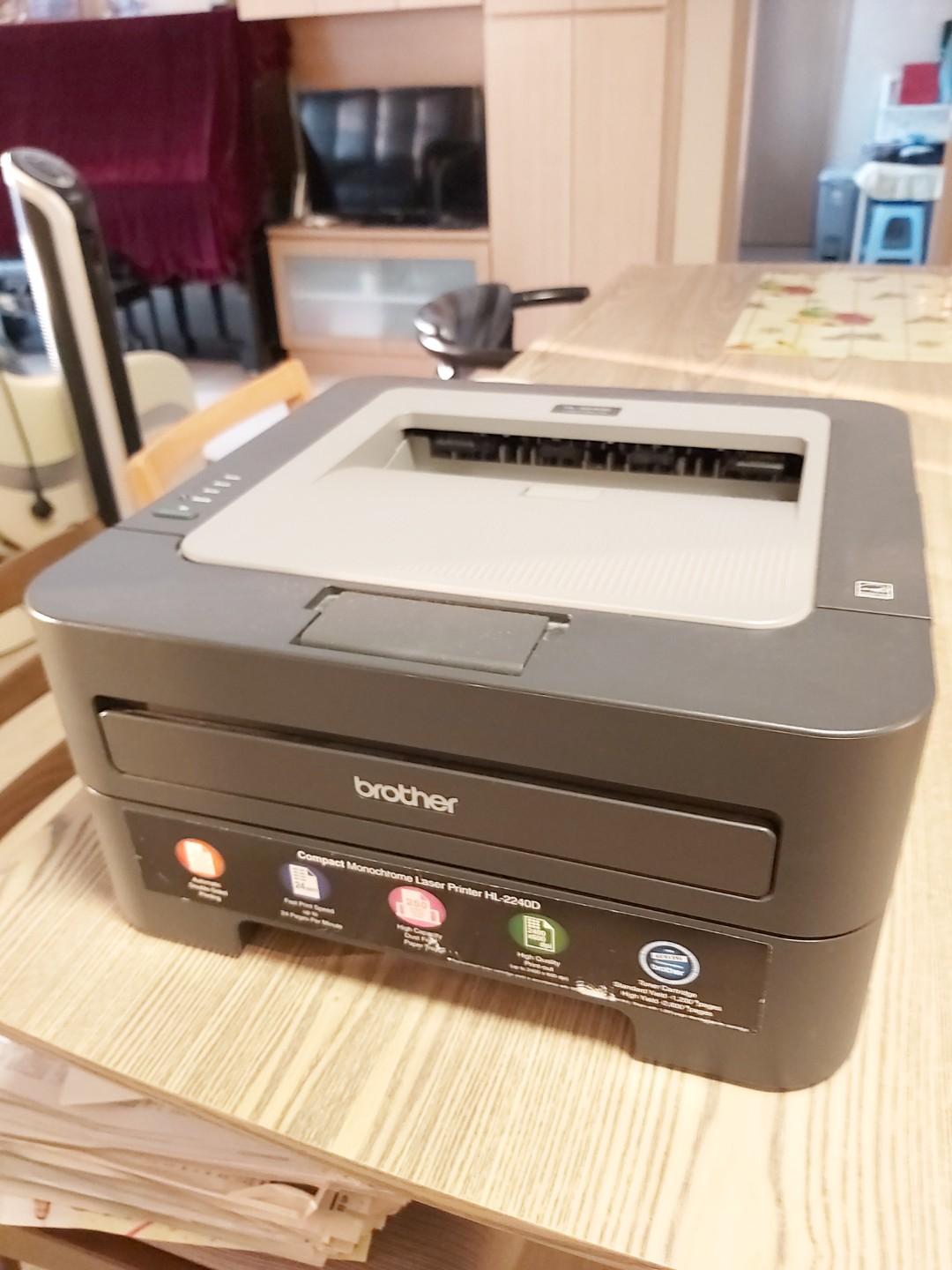 brother laser printer （分類：打印機及影印機）位於 Hong Kong。 由 masterhardy 提交（商品編號 263936021，圖片 1）。簡介： Brother compact monochrome laser printer HL-2240D 9成新。