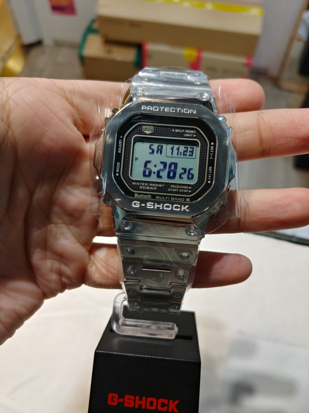 CASIO G-SHOCK GMW-B5000D-1 全新行貨1年原廠保養, 名牌, 手錶- Carousell