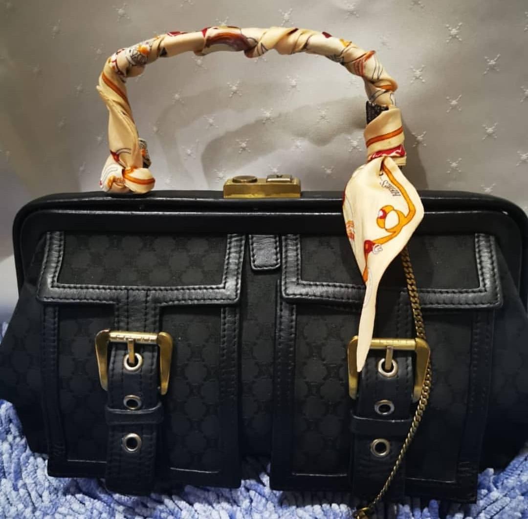 Celine doctor bag Fesyen Wanita Tas Dompet di Carousell
