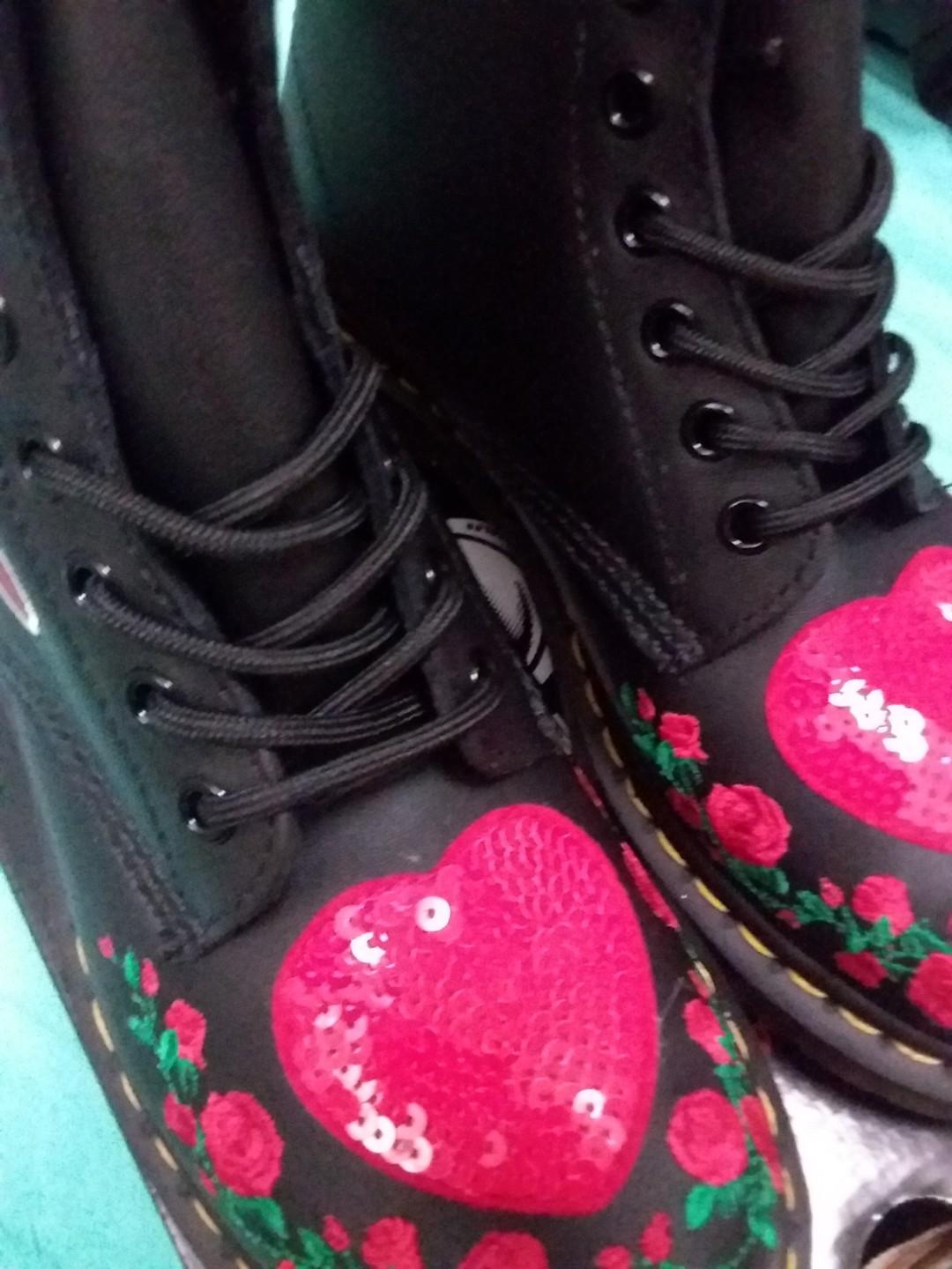 Dr martens top sequin hearts