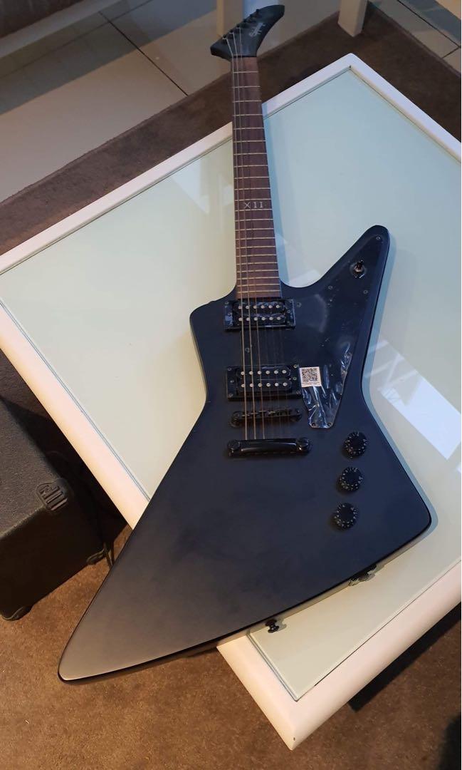 Epiphone Gothic 58 Explorer Black Satin Amp Bundle Urgent