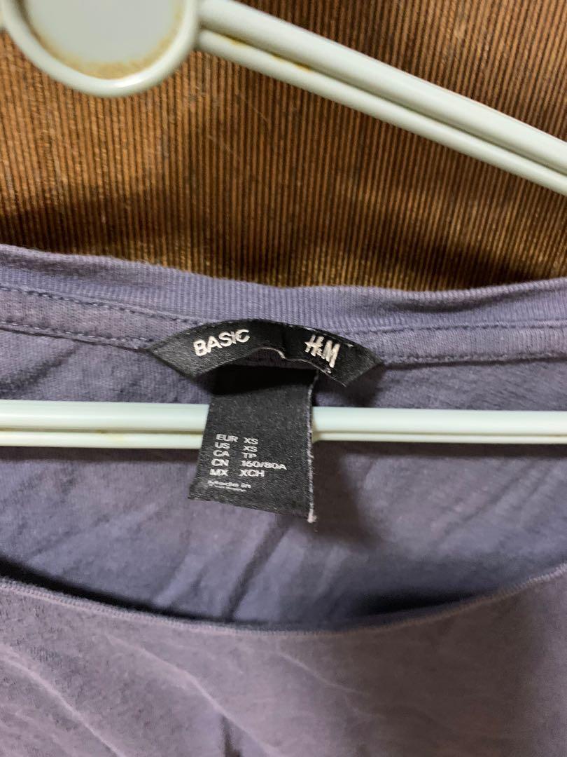 H&M Basic Top (Category: Other Tops) located in Singapore. Submitted by stan028 (Listing ID 263938987, Image 2). Description: .