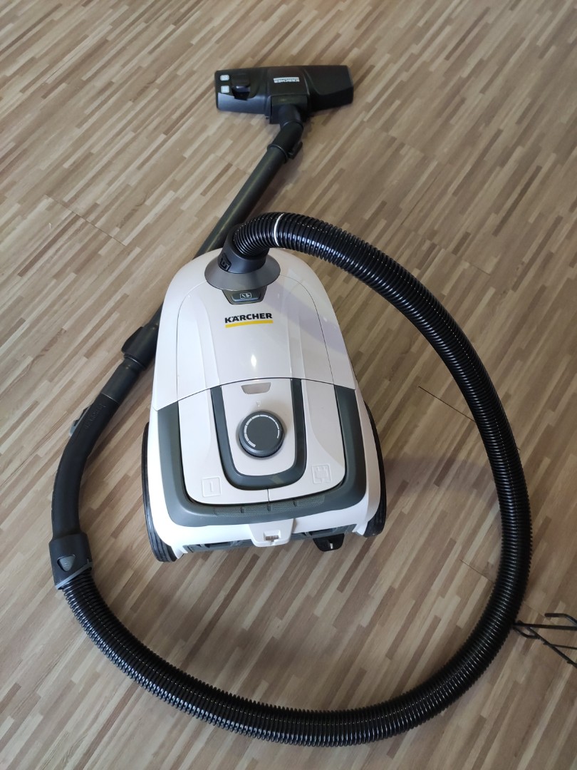 Karcher VC2 premium vacuum cleaner, Home Appliances, Cleaning & Laundry