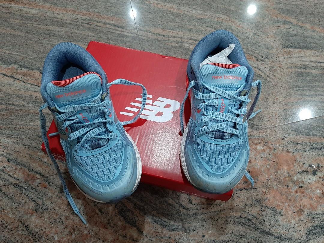 new balance running shoes kids