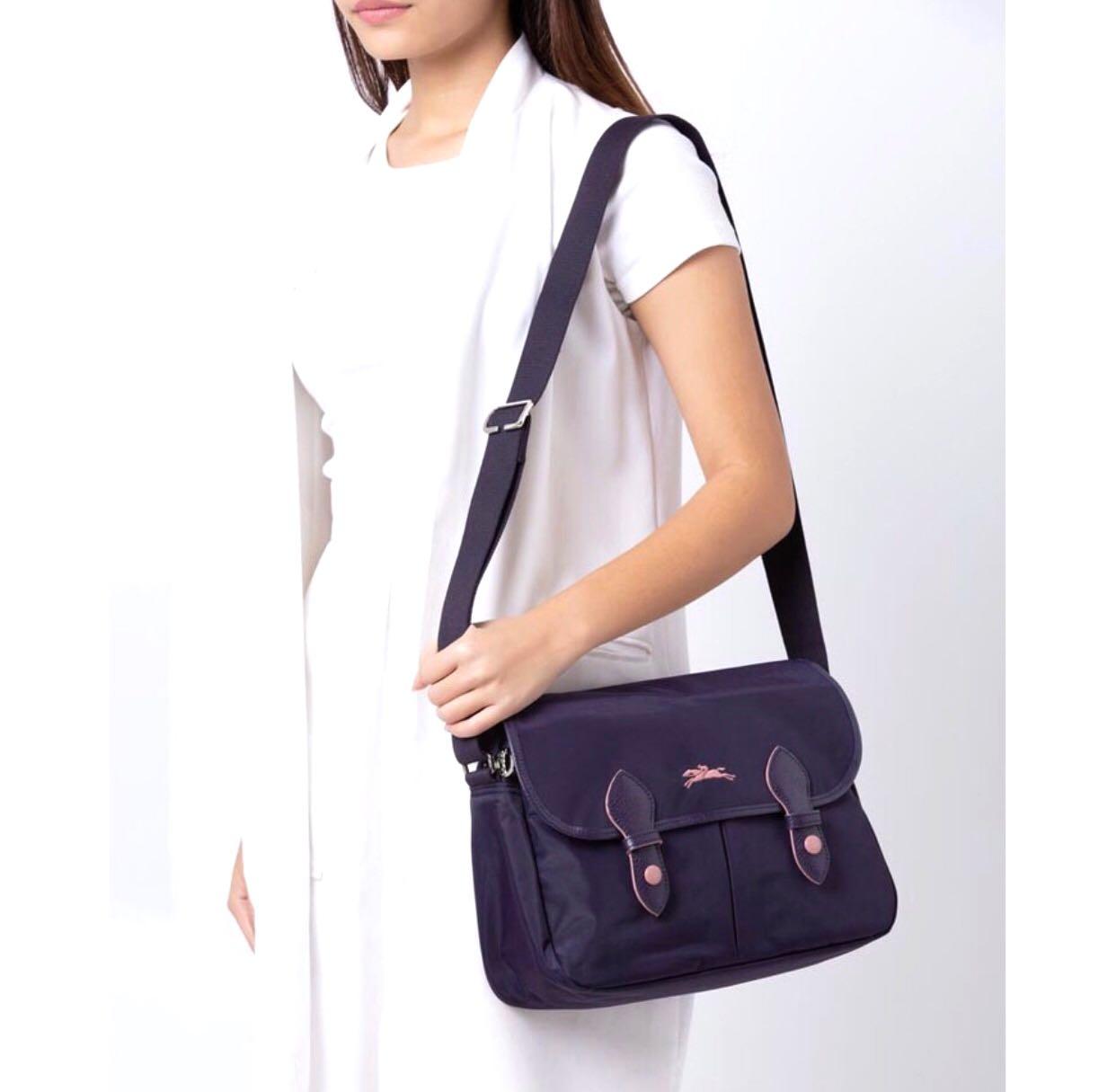 Longchamp le pliage club nylon messenger bag, Women's Fashion ... Longchamp le pliage club nylon messenger bag, Women's Fashion ...