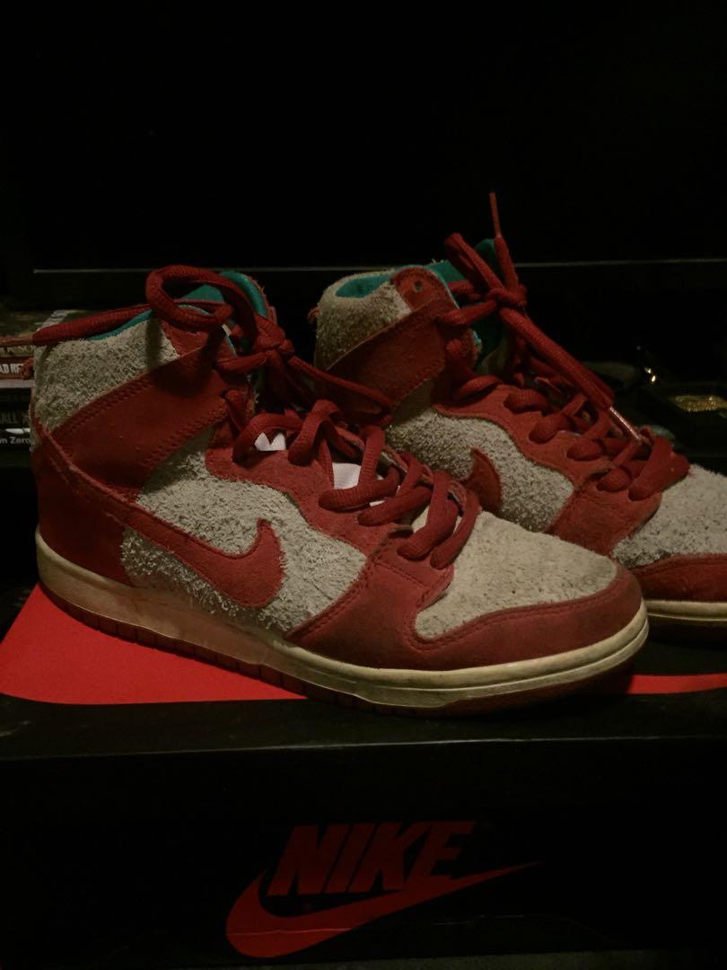Nike Sb Dunk High Pro Men S Fashion Footwear Sneakers On Carousell