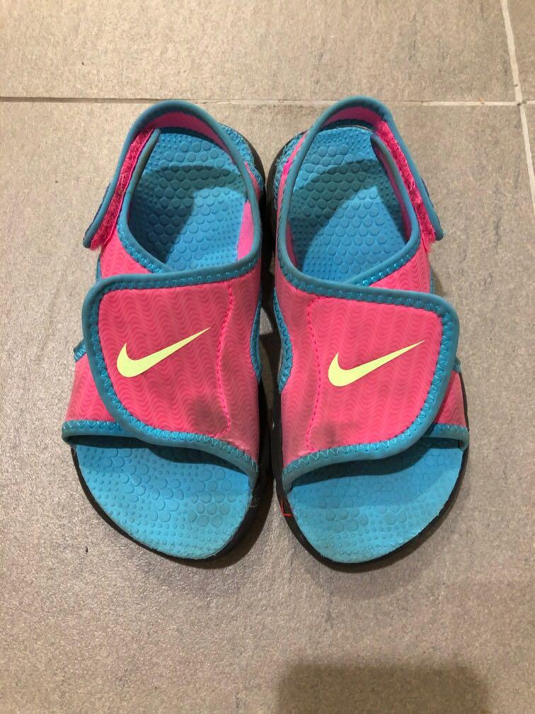 nike sandals slip on