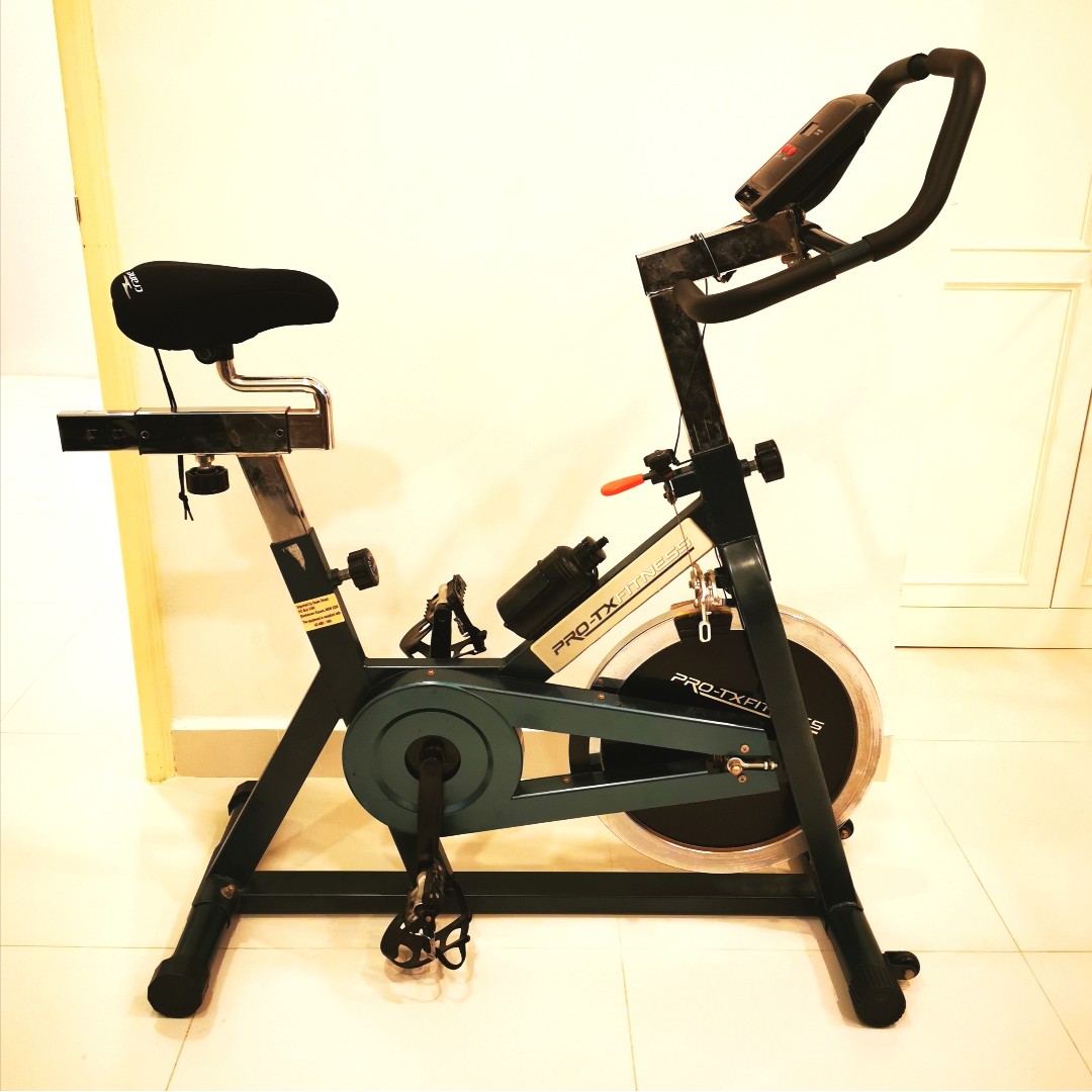 PRO TX Fitness 22kg Flywheel Spinning Bike Sports Equipment Exercise Fitness Cardio Fitness Machines on Carousell