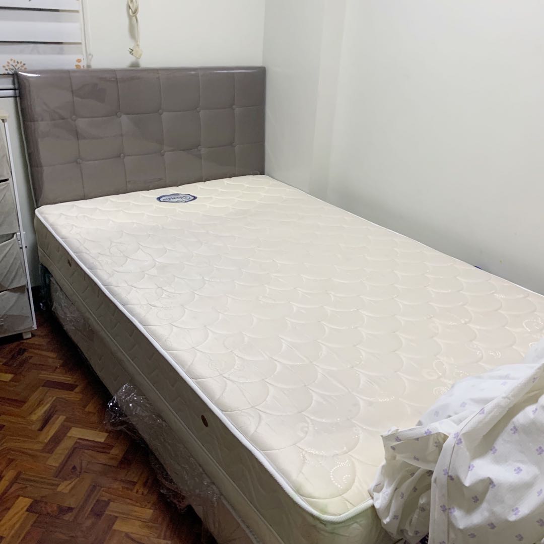 Salem cloud bed best sale with pull out