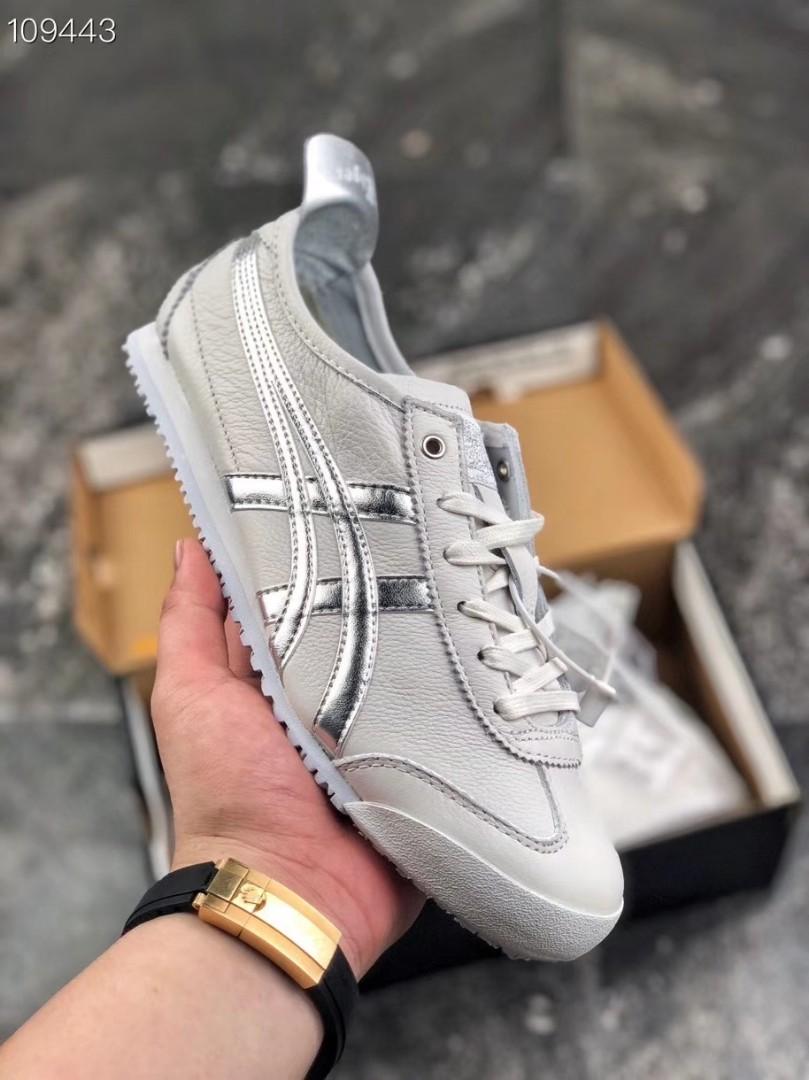 Unisex Authentic 36-44 Onitsuka Tiger (Category: Sneakers) located in Singapore. Submitted by wishstore (Listing ID 263848556, Image 1). Description: .