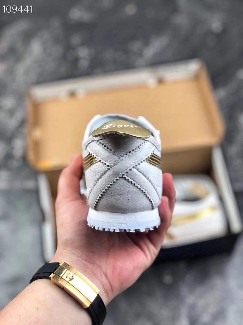 Unisex Authentic 36-44 Onitsuka Tiger (Category: Sneakers) located in Singapore. Submitted by wishstore (Listing ID 263848656, Image 3). Description: .