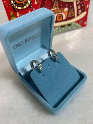 BN Poh Kong white gold ear ring