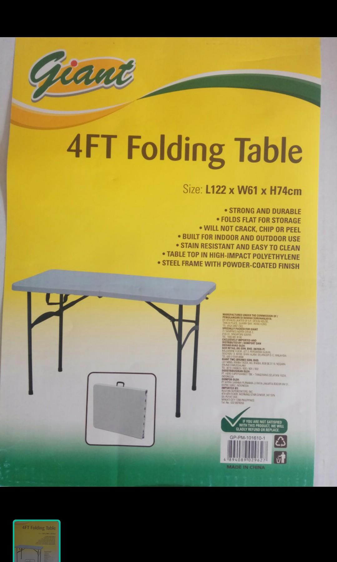 Giant shop foldable table