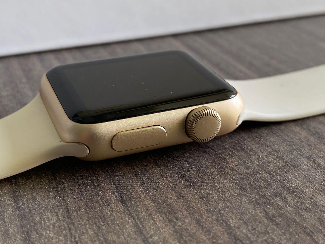Apple Watch Sport 1st Generation Gold Aluminum 38mm (Model A1553) for