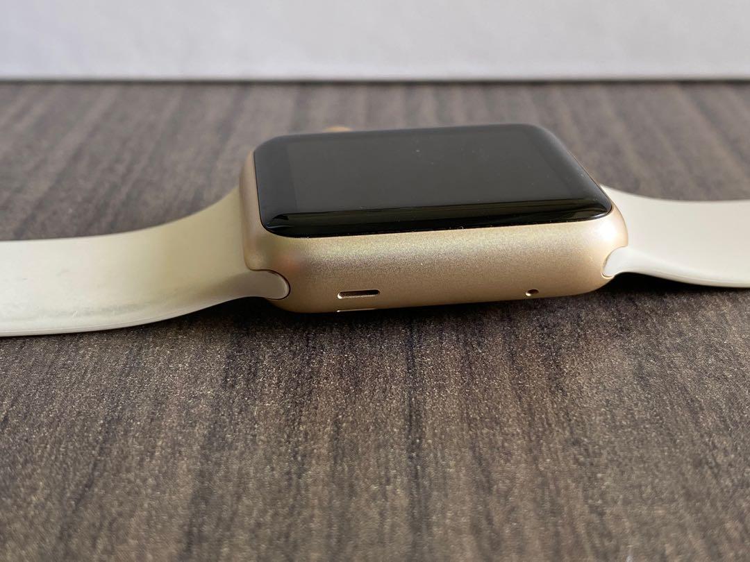 Apple Watch Sport 1st Generation Gold Aluminum 38mm (Model A1553) for
