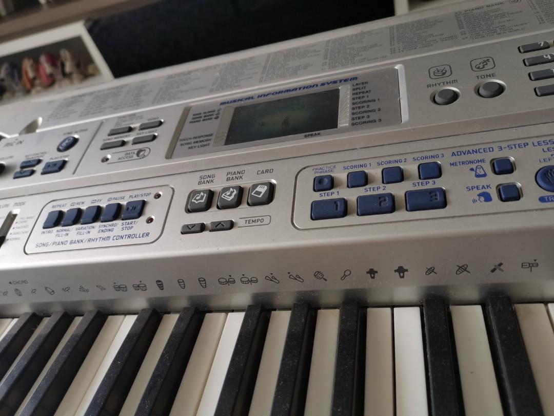 Casio LK90TV Electronic Keyboard / Piano, Hobbies & Toys, Music