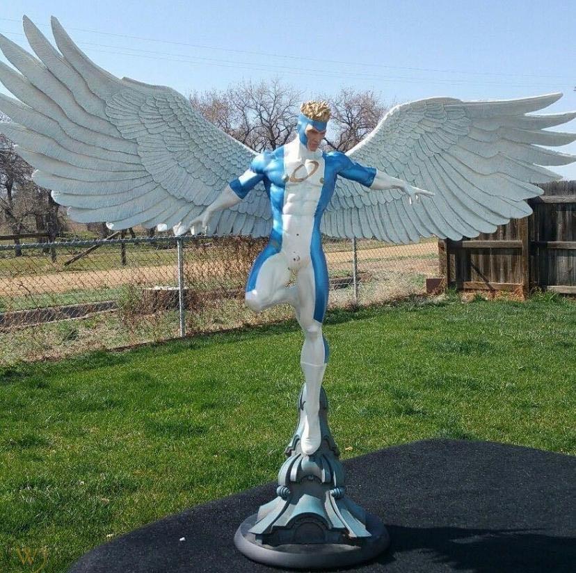 sideshow angel comiquette