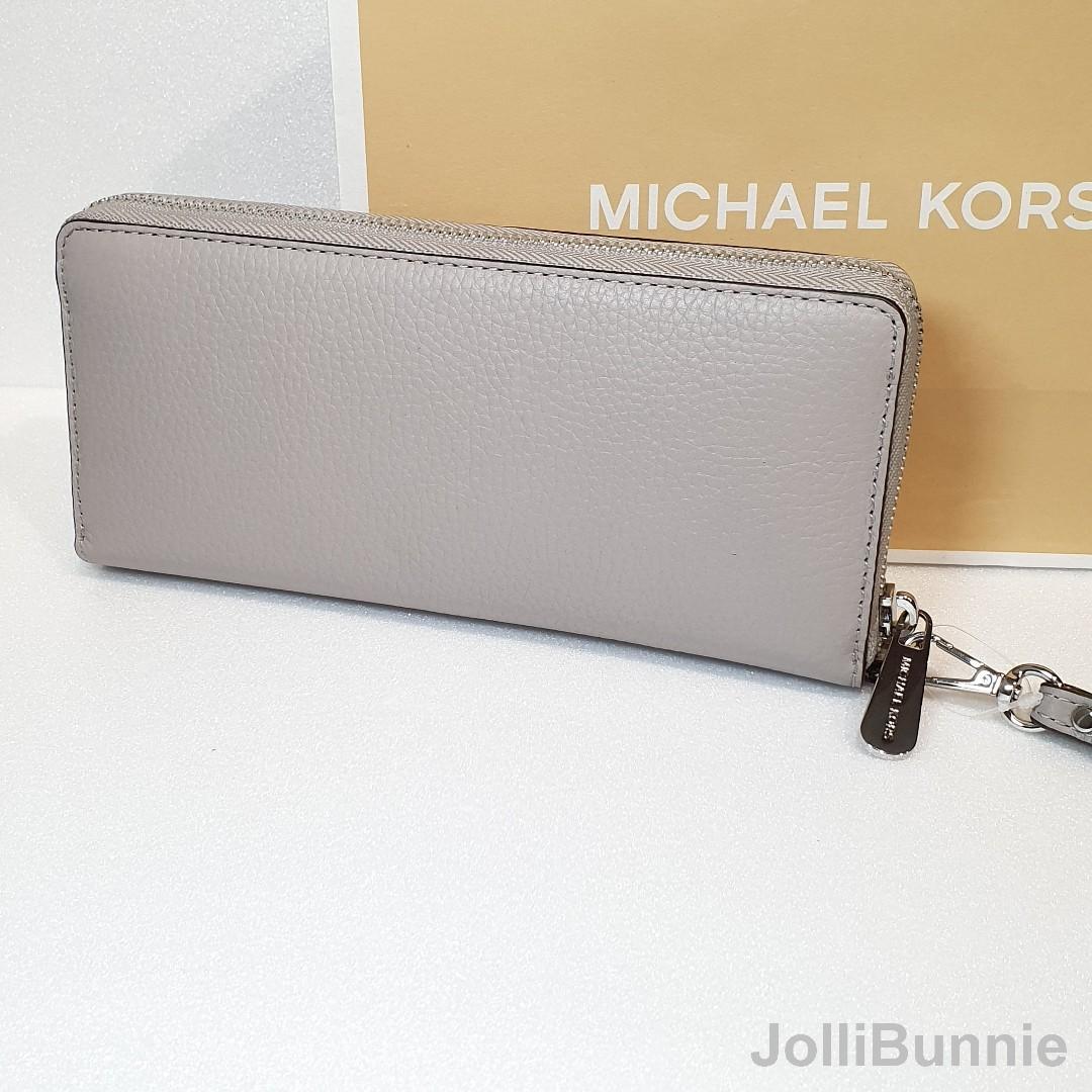Pearl grey top michael kors wallet