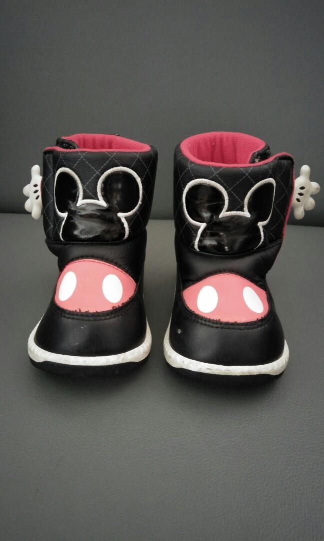 mickey mouse snow boots